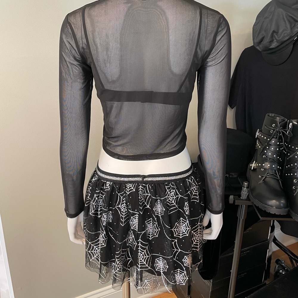 Spiderweb Tutu Skirt - EUC (L) - Picture 5 of 6